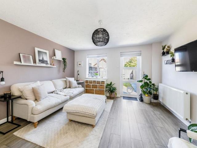 House for rent in Ladygrove, Berrick Salome