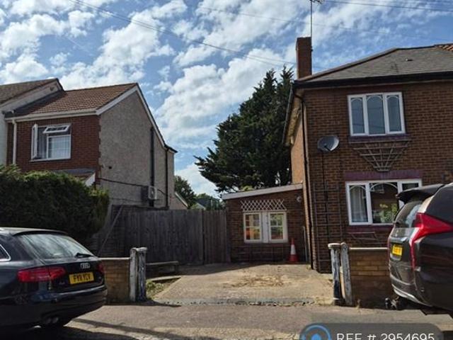 House for rent in Spring Park, Luton