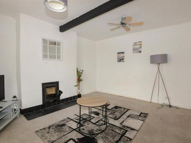 House for rent in Somerset Court, Brent Knoll