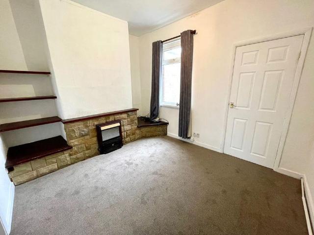 House for rent in Little Mountain, Wales