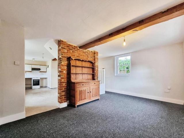 House for rent in Oad Street, Kent