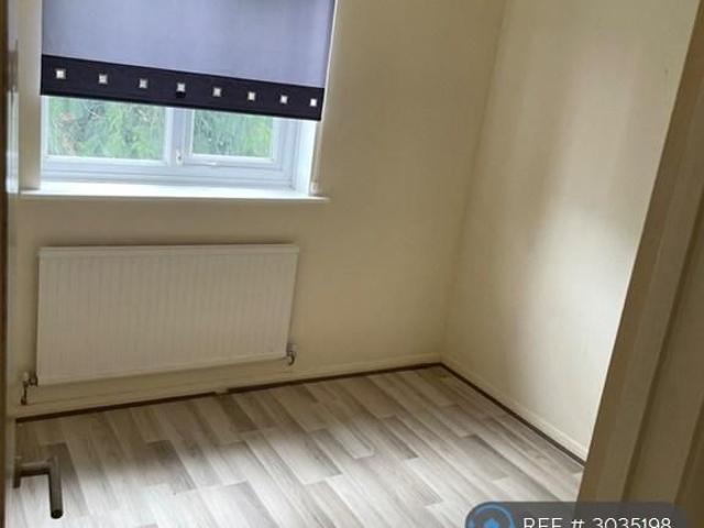 House for rent in Little Sandhurst