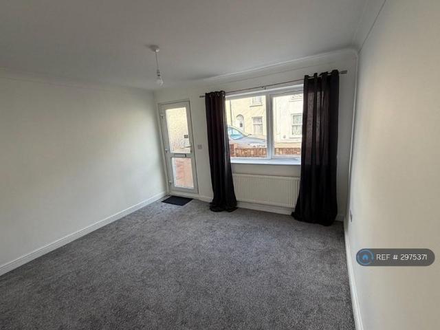 House for rent in Brompton, Gillingham