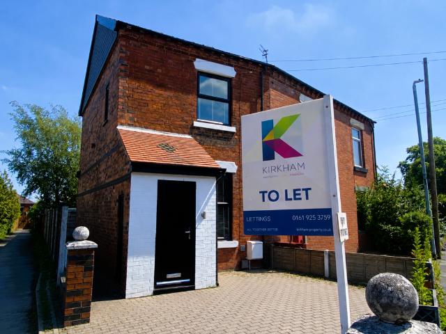 House for rent in Hollinwood, Pendock