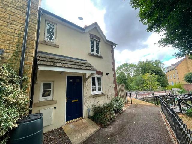 House for rent in Dursley, School House