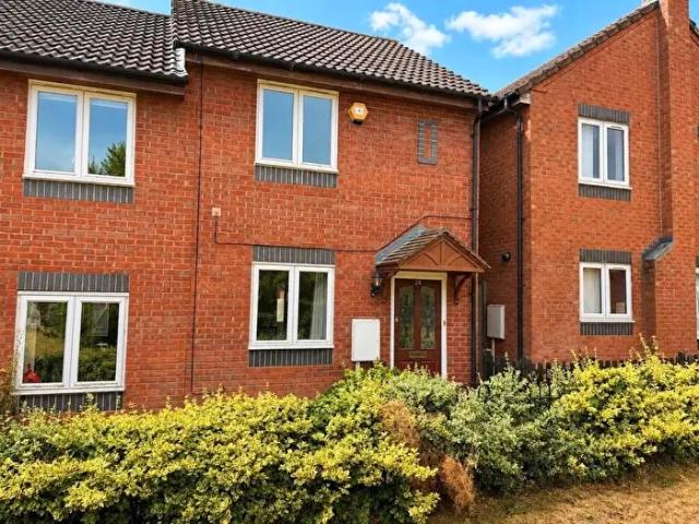 Apartment for rent in Sydenham, Green Close