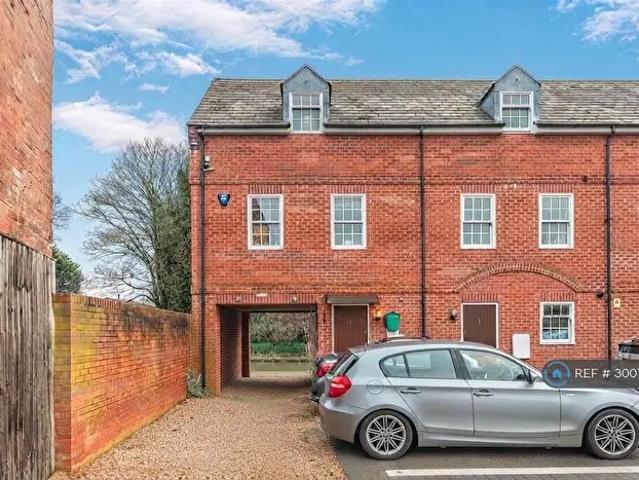 Apartment for rent in Evershot, Oxfordshire