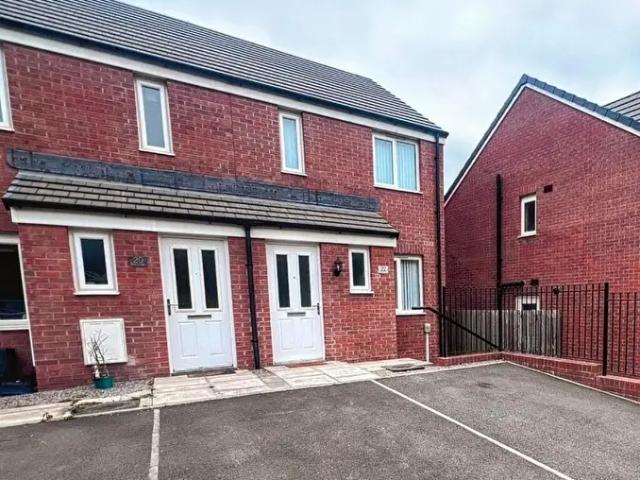 Apartment for rent in Llanharan, Brynna