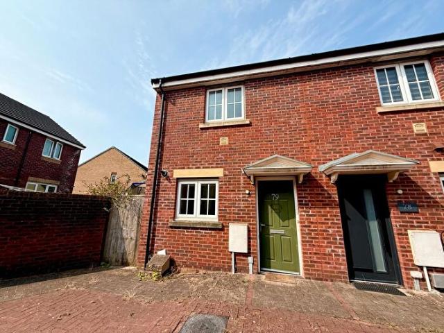 Apartment for rent in Bryncae, Wales