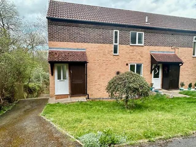 Apartment for rent in Hanwell Fields, Evershot