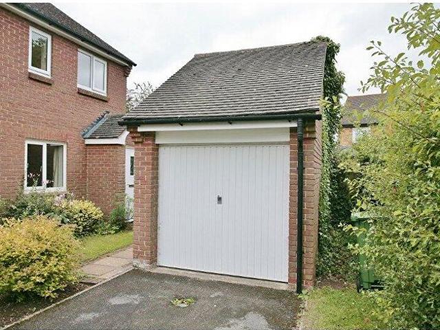 Apartment for rent in Henwood, Dromore