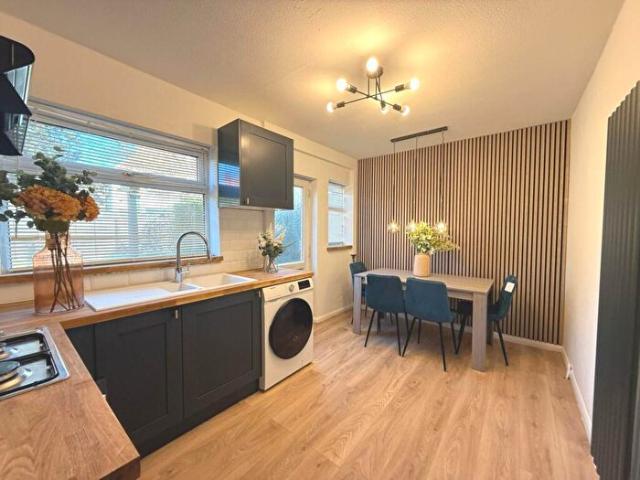 Apartment for rent in Lenton Abbey, Haddon