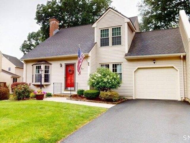 House for sale in Enfield, Connecticut
