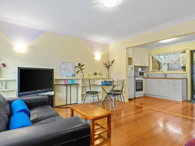 Villa for sale in Camerons Creek, Victoria