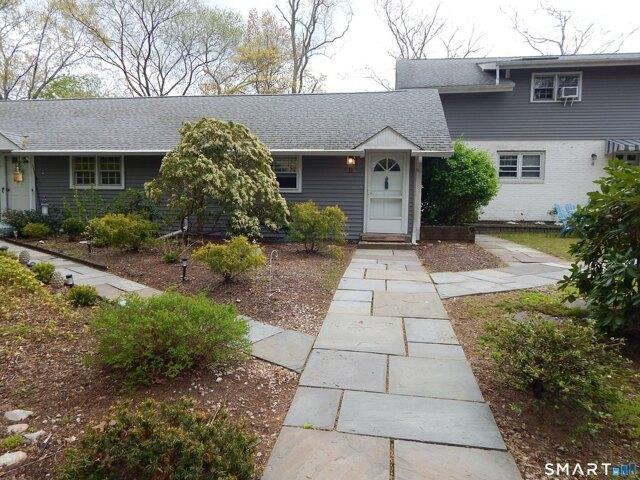 Condo for sale in Centerbrook, Connecticut