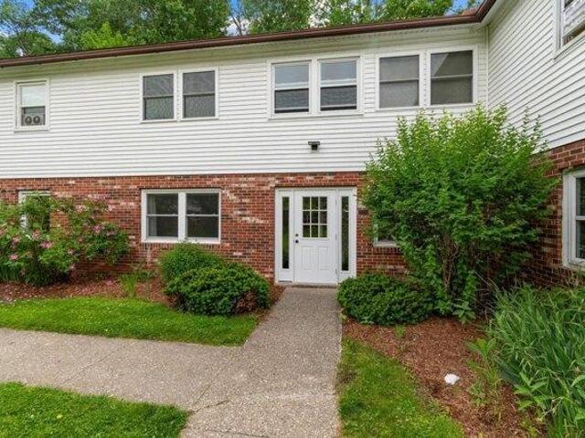 Condo for sale in Essex Junction, Vermont