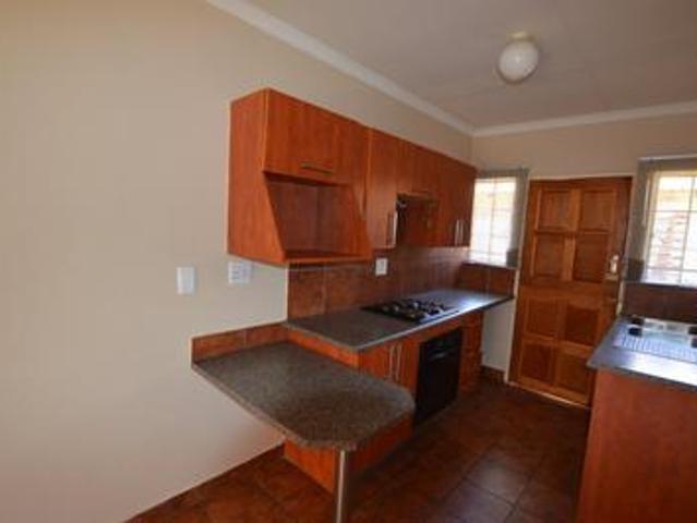 Apartment for sale in Oranjeville, Free State