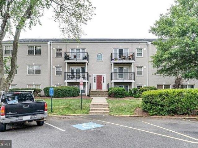 Condo for sale in Fairfax, Virginia