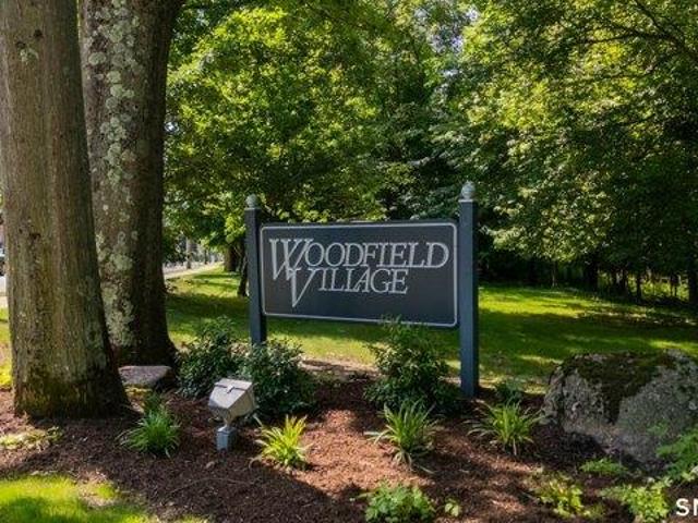 Condo for sale in Woodfield Village, Fairfield