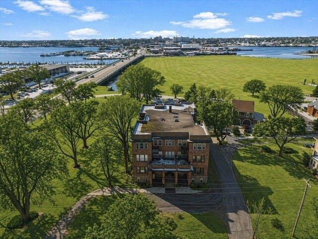Condo for sale in Bristol, Massachusetts