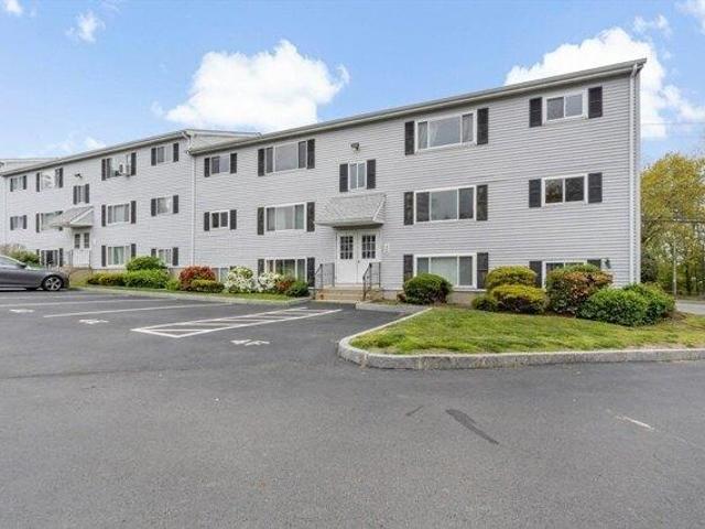 Condo for sale in Bristol, Massachusetts
