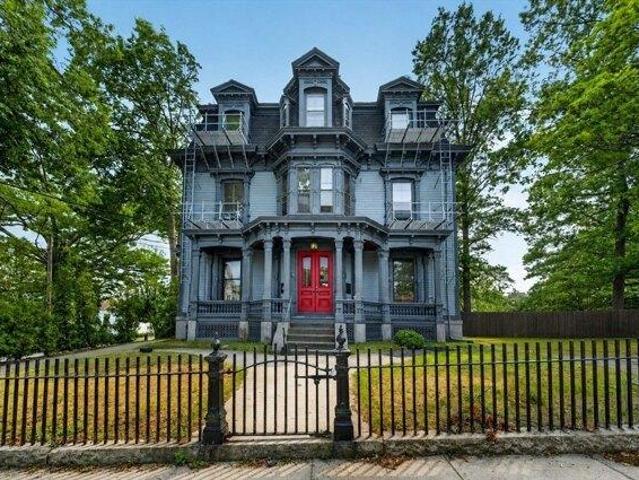Condo for sale in Bristol, Massachusetts