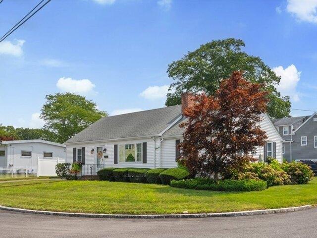 House for sale in Bristol, Massachusetts