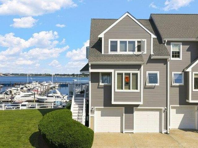Condo for sale in Bristol, Massachusetts