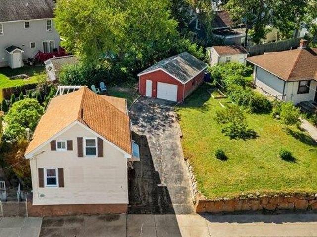 House for sale in Flint Village, Fall River