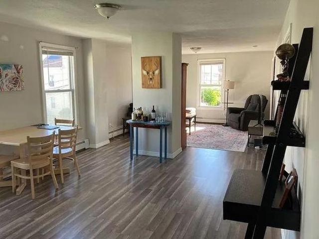 Room for rent in Bristol, Massachusetts
