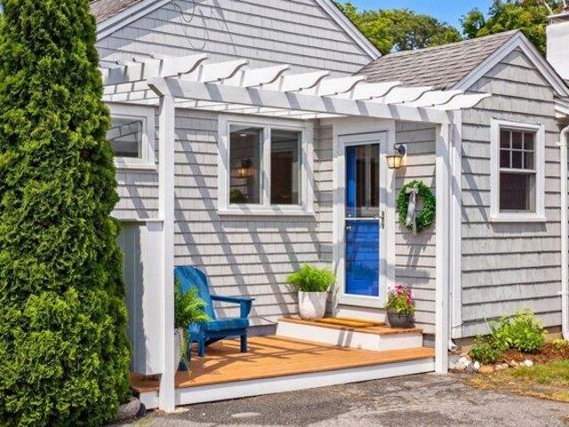 House for sale in North Falmouth, Falmouth