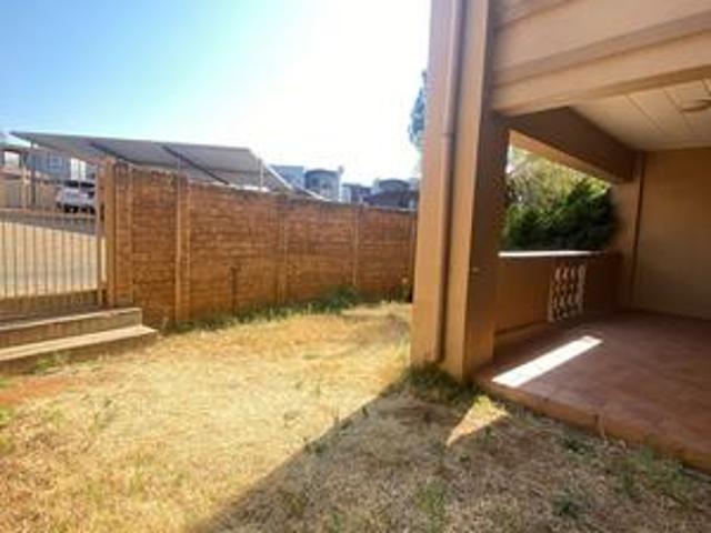 Townhouse for sale in Tembisa, Gauteng