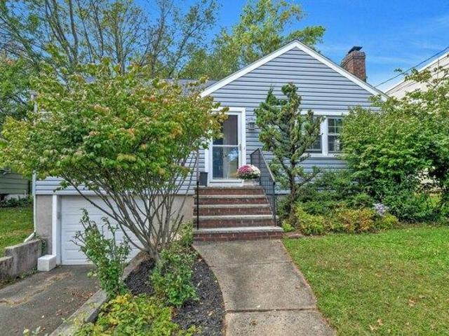House for sale in Fanwood, New Jersey