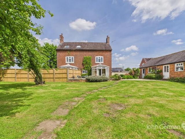 House for sale in Froggatt, East Midlands