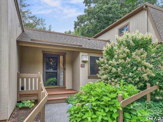 Condo for sale in Unionville, Farmington