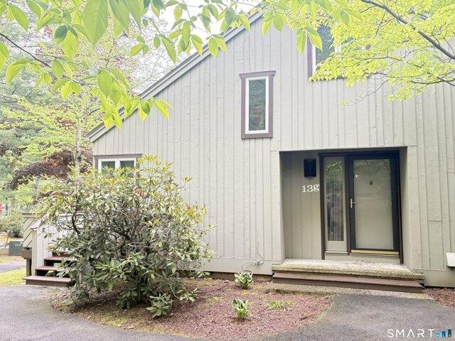 House for sale in Farmington, Connecticut
