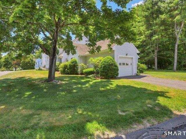 Condo for sale in Farmington, Connecticut