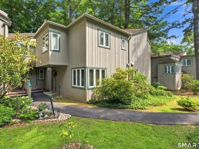 House for sale in Farmington, Connecticut