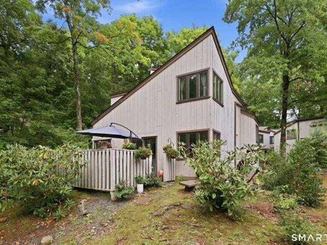 House for sale in Farmington, Connecticut