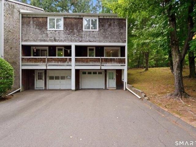 House for sale in Farmington, Connecticut