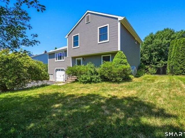 House for sale in Farmington, Connecticut