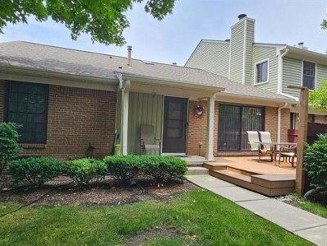 Condo for sale in Farmington, Michigan