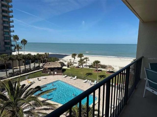 Apartment for sale in Clearwater, Florida