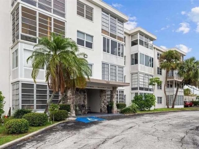 Apartment for sale in Clearwater, Florida