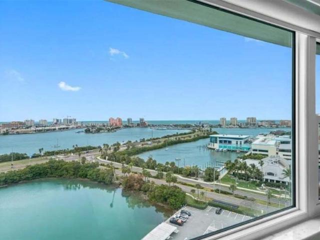 Apartment for sale in Clearwater, Florida