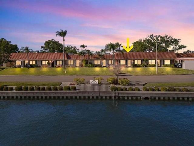 Apartment for sale in Clearwater, Florida