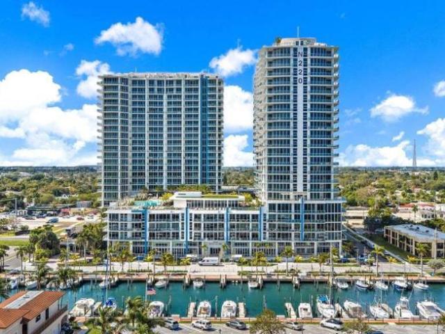 Apartment for sale in Lake Park, Florida