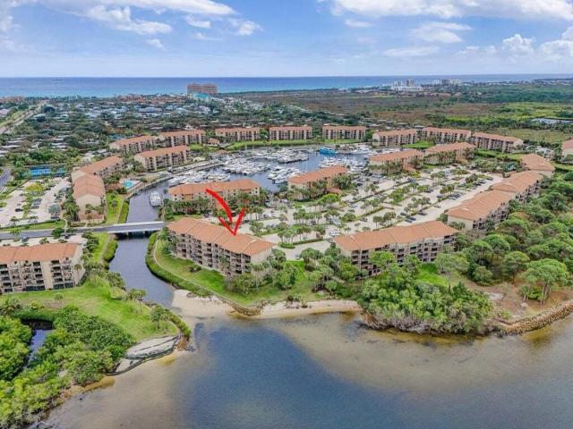 Apartment for sale in Jupiter, Florida