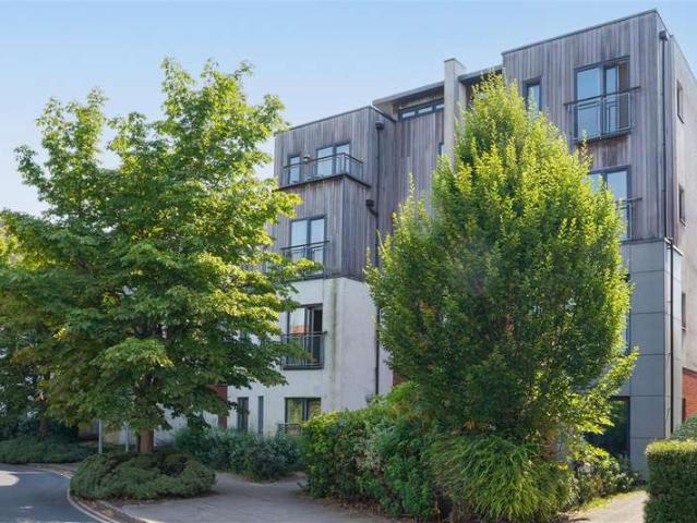 Flat for sale in Georgia, Greater Manchester