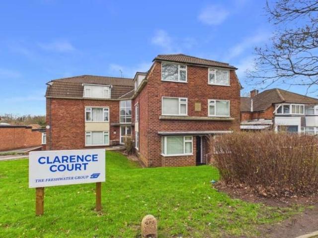 Flat for sale in Four Oaks, West Midlands